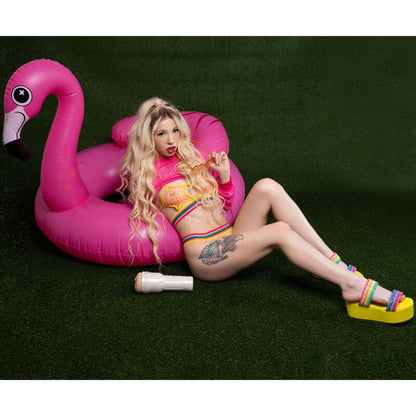 Fleshlight Kenzie Reeves Creampuff Pussy vagina